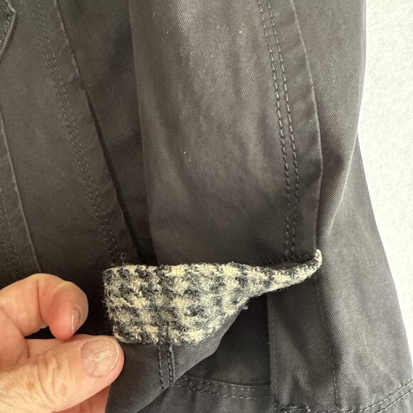 Burberry Blue Label Jacket. Black With Houndstooth Trim. Sz 38 - Picture 3 of 8